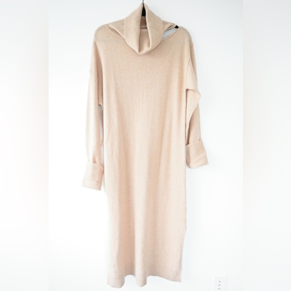 Paige Raundi Dress - Picture 3 of 8